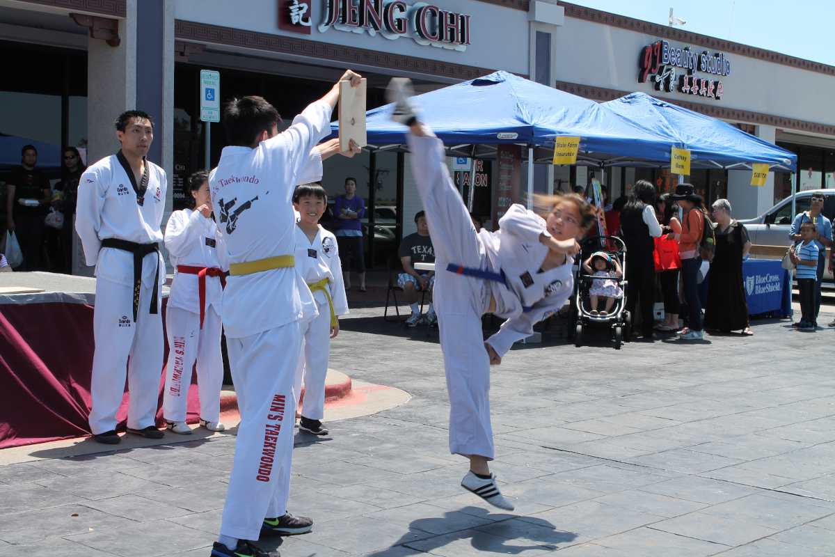 mins taekwondo black spin demo